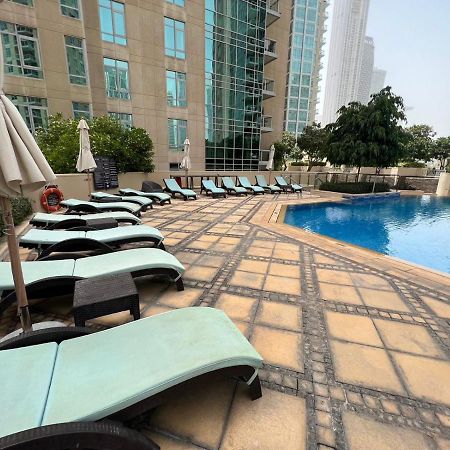 First Class 2Br With Full Burj Khalifa And Fountain View ドバイ エクステリア 写真